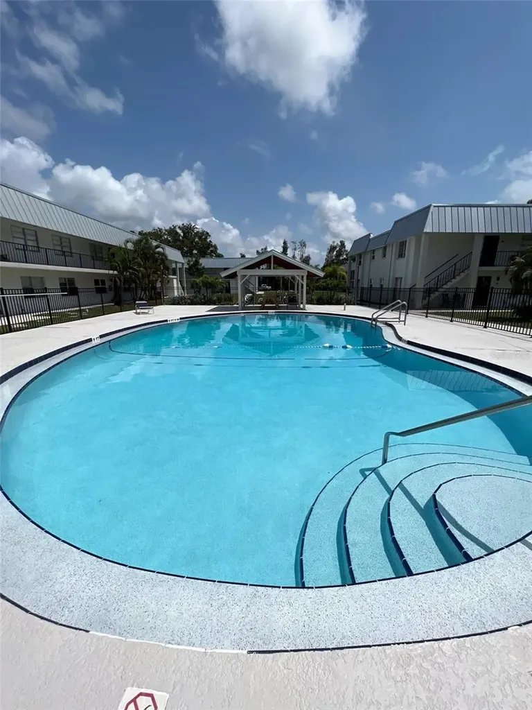 3232 Fruitville Road Sarasota FL 34237