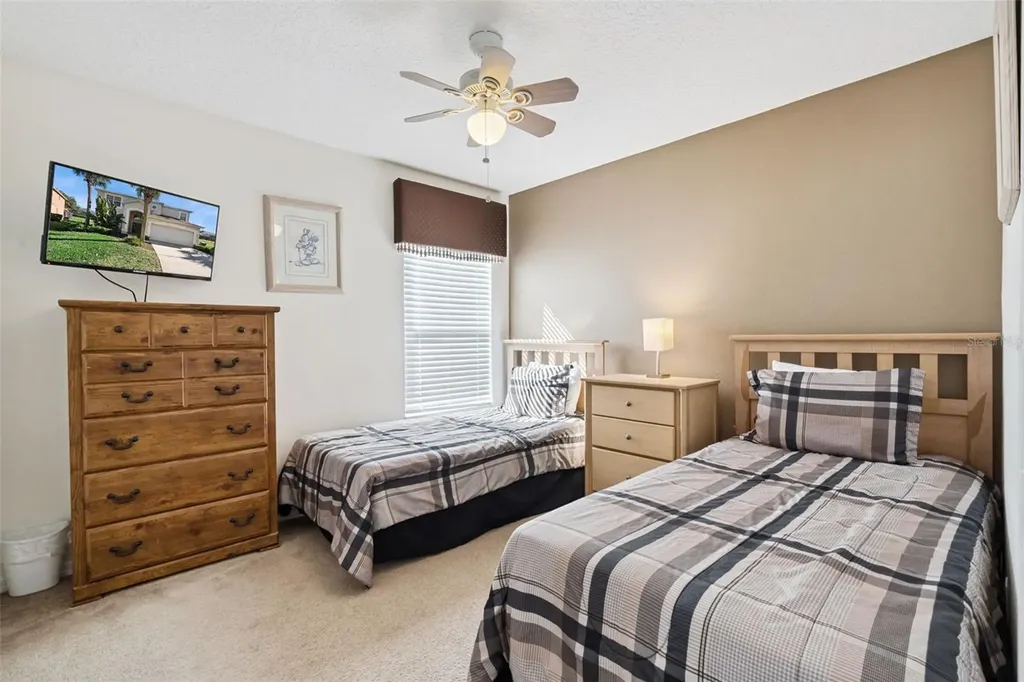2691 La Isla Court Kissimmee FL 34747