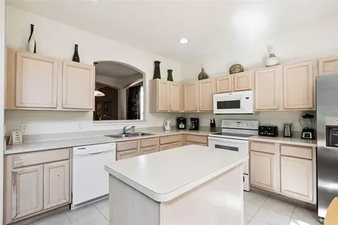 2691 La Isla Court Kissimmee FL 34747