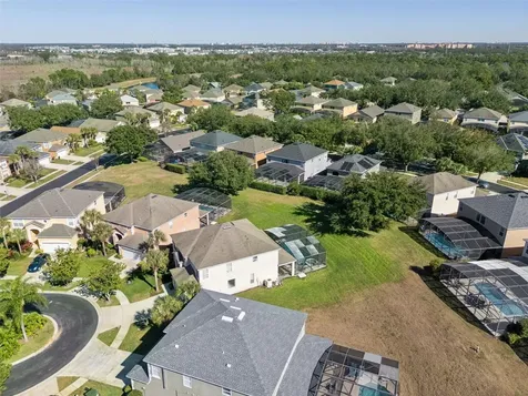 2691 La Isla Court Kissimmee FL 34747