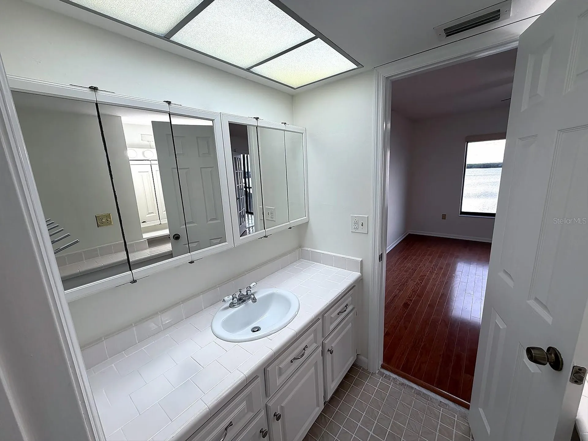4620 Bay Boulevard Port Richey FL 34668