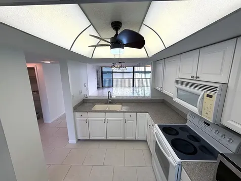 4620 Bay Boulevard Port Richey FL 34668