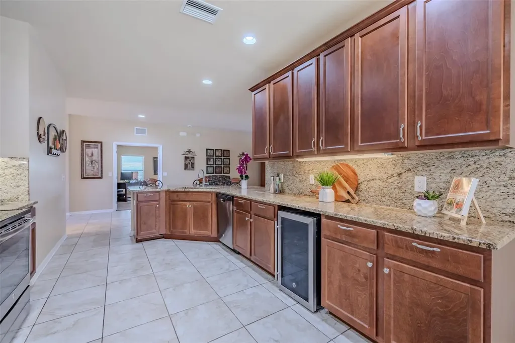 6728 Wild Elm Court Wesley Chapel FL 33545