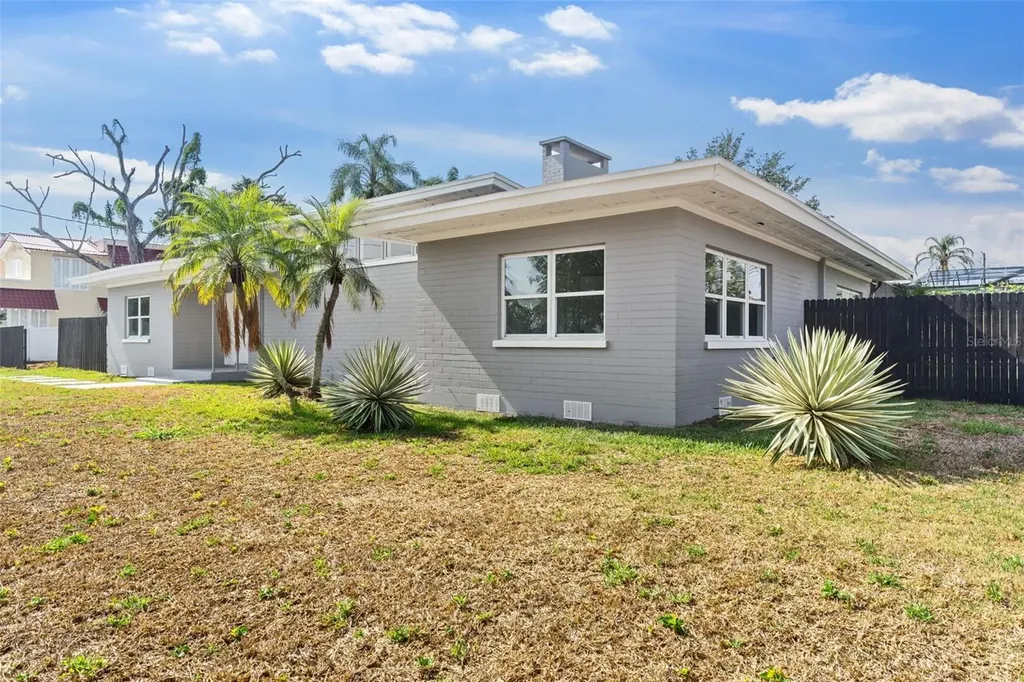 837 E Edgewood Drive Lakeland FL 33803