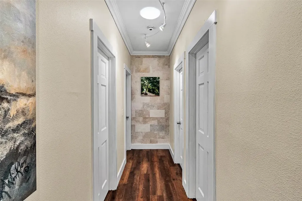 16418 Winburn Drive Sarasota FL 34240