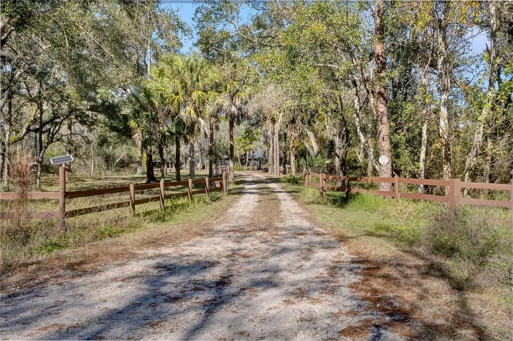 16418 Winburn Drive Sarasota FL 34240