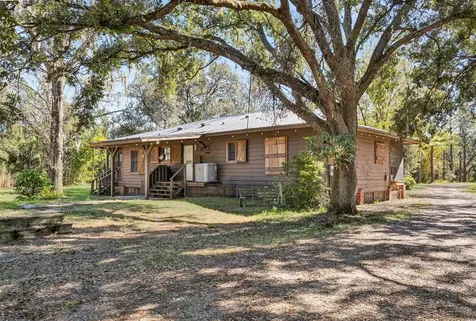 16418 Winburn Drive Sarasota FL 34240