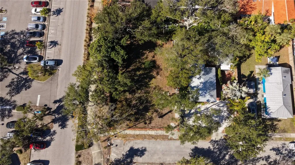 654 Lafayette Court Sarasota FL 34236
