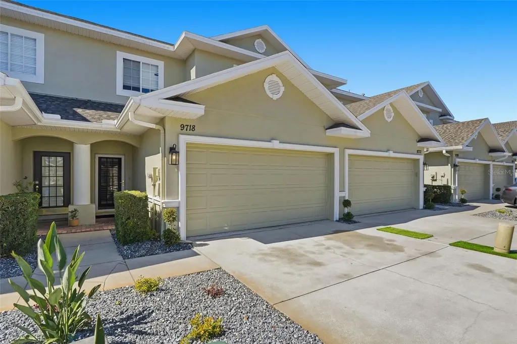 9718 Taylor Rose Lane Seminole FL 33777