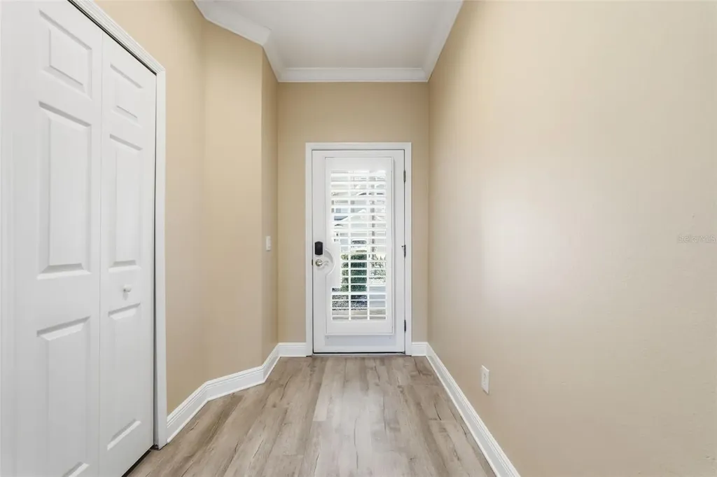 9718 Taylor Rose Lane Seminole FL 33777