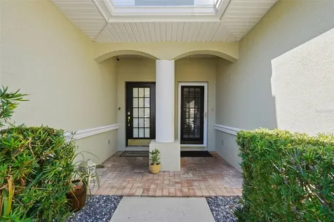 9718 Taylor Rose Lane Seminole FL 33777