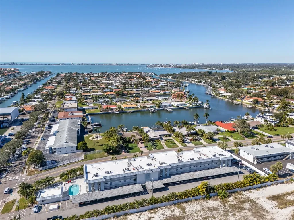 4500 37th Street S St Petersburg FL 33711