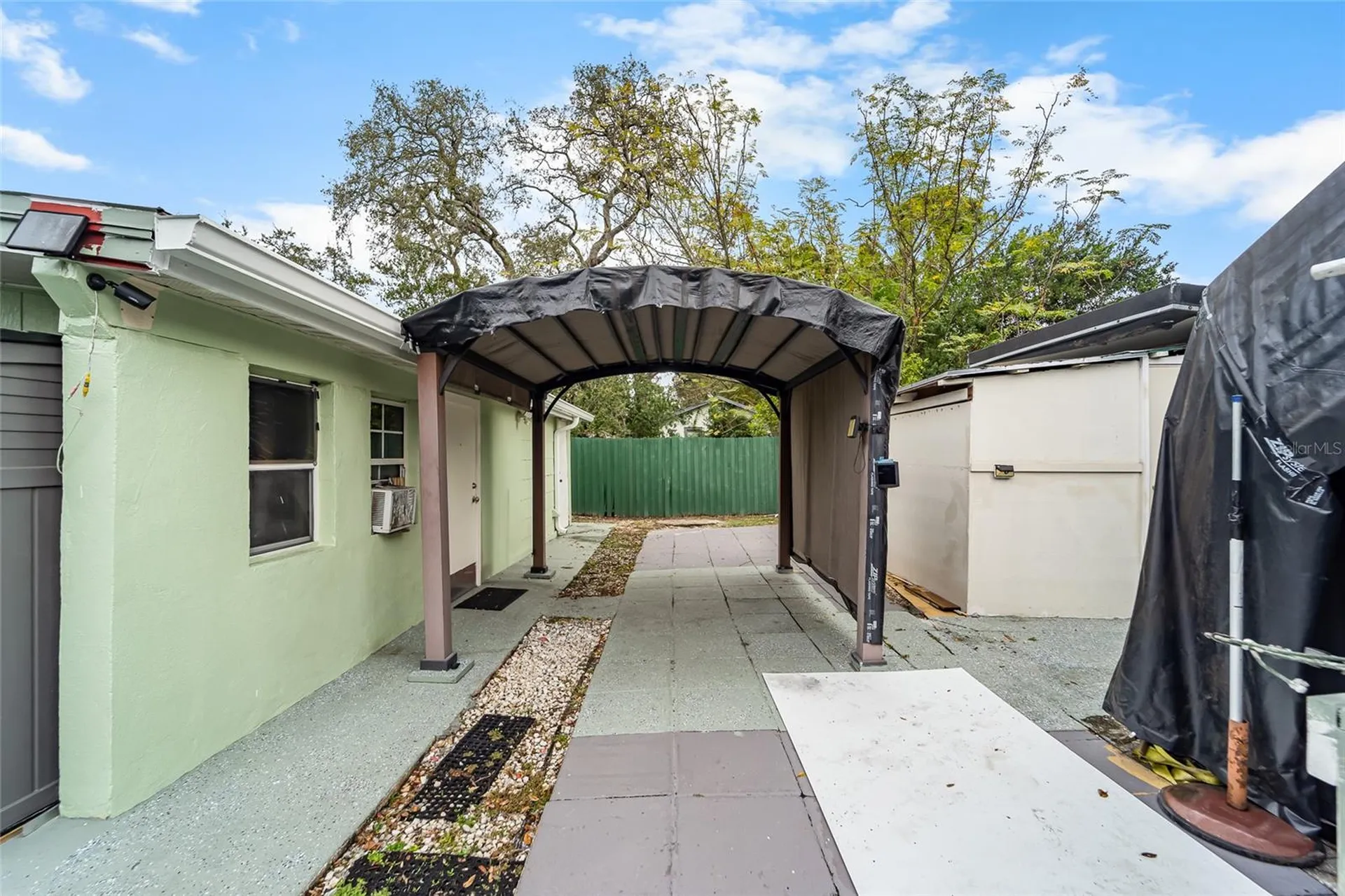 10001 N Arden Avenue Tampa FL 33612