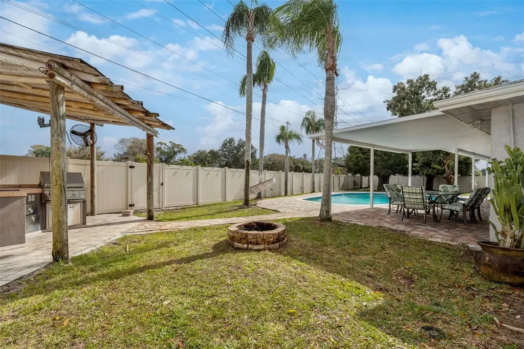 3311 Hunt Club Drive Clearwater FL 33761