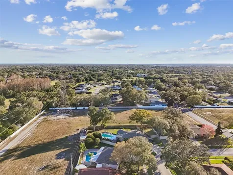 3311 Hunt Club Drive Clearwater FL 33761