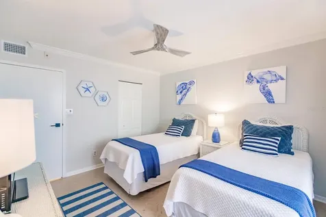 1055 W Peppertree Drive Sarasota FL 34242