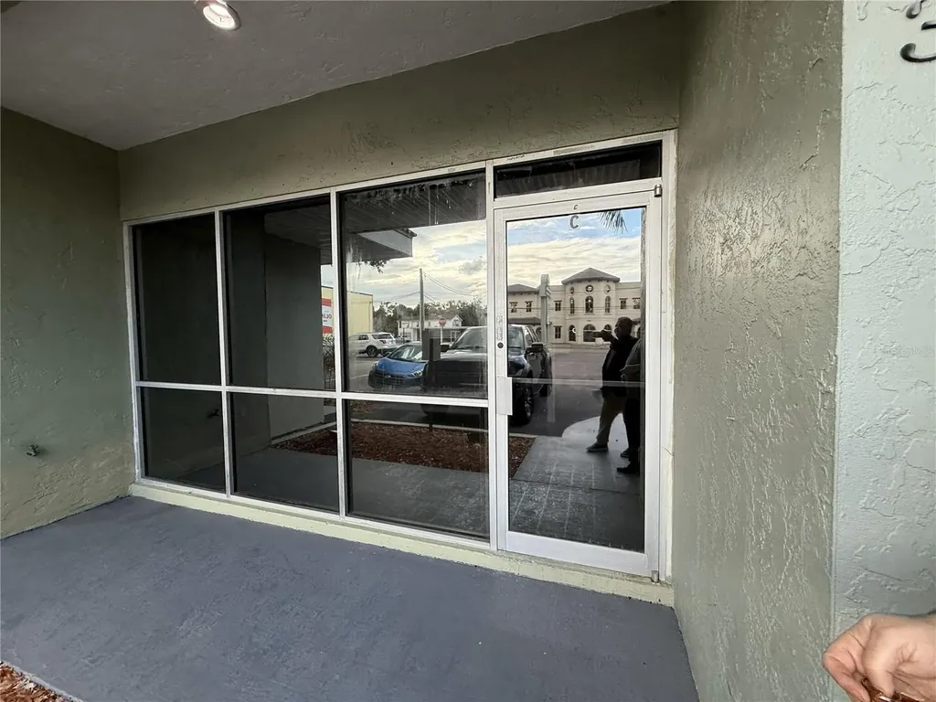 2007 W Kennedy Boulevard Tampa FL 33606