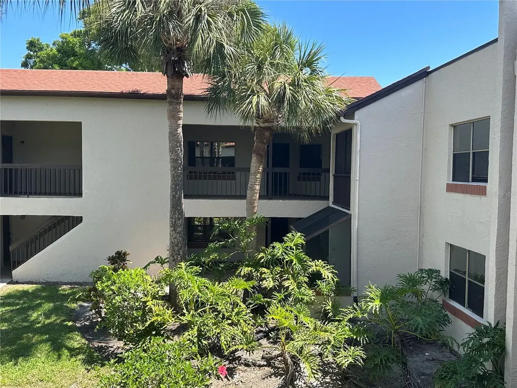 2971 Estancia Boulevard Clearwater FL 33761