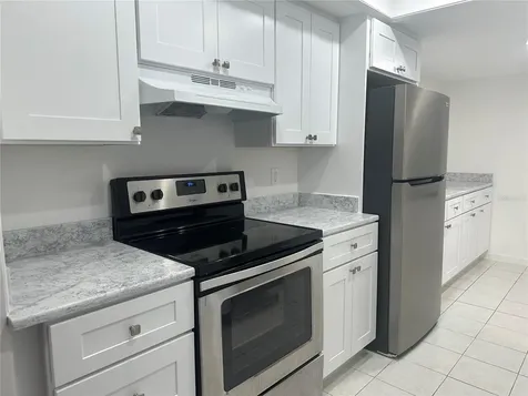 2971 Estancia Boulevard Clearwater FL 33761
