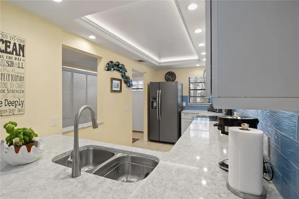 5608 Gulf Drive Holmes Beach FL 34217