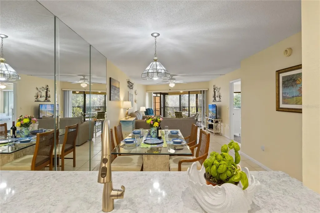 5608 Gulf Drive Holmes Beach FL 34217