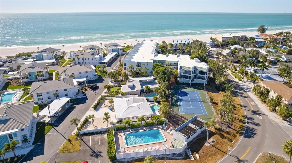 5608 Gulf Drive Holmes Beach FL 34217