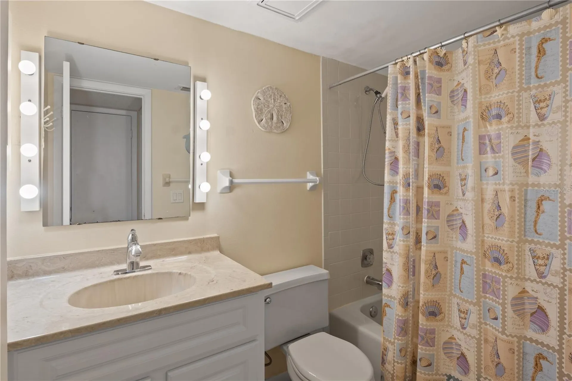 5608 Gulf Drive Holmes Beach FL 34217