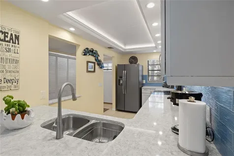 5608 Gulf Drive Holmes Beach FL 34217