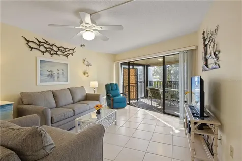 5608 Gulf Drive Holmes Beach FL 34217