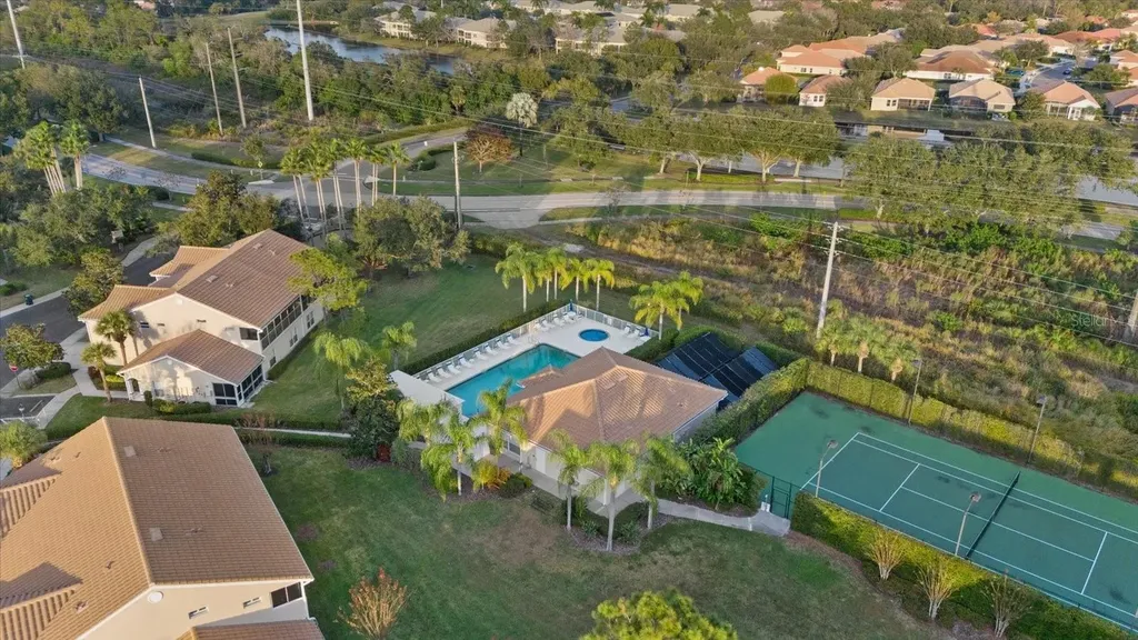 7040 Strand Circle Bradenton FL 34203