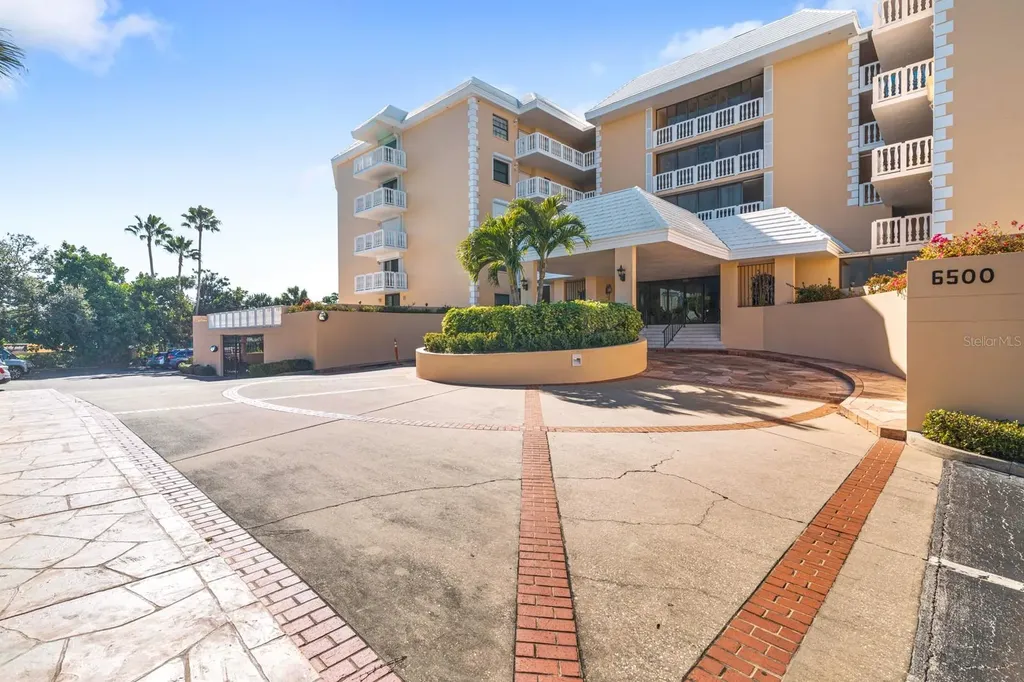6500 Sunset Way St Pete Beach FL 33706