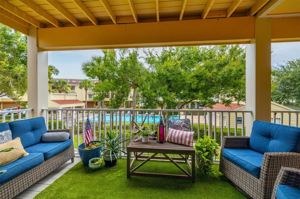 533 Sandy Hook Road Treasure Island FL 33706