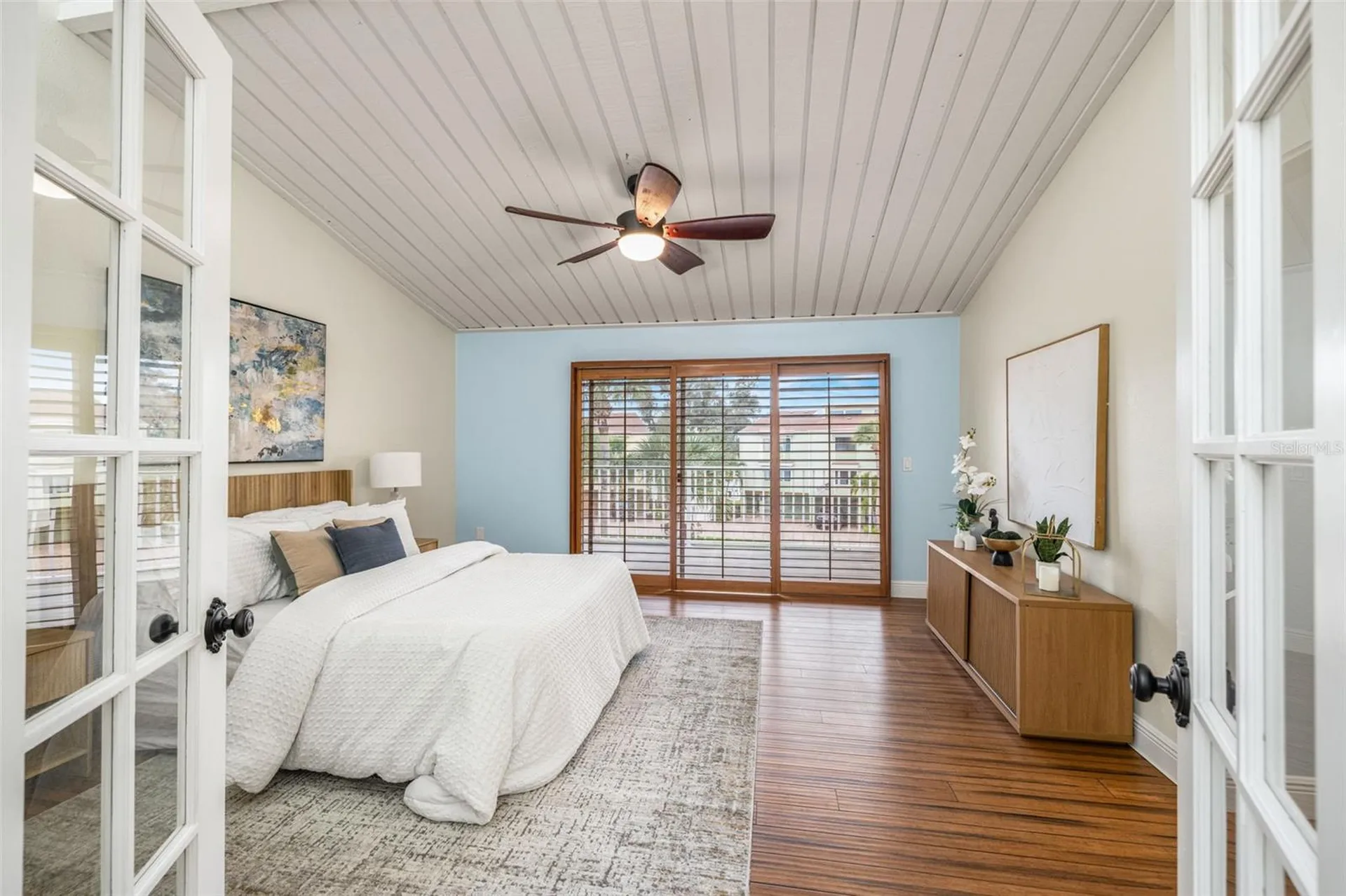 533 Sandy Hook Road Treasure Island FL 33706