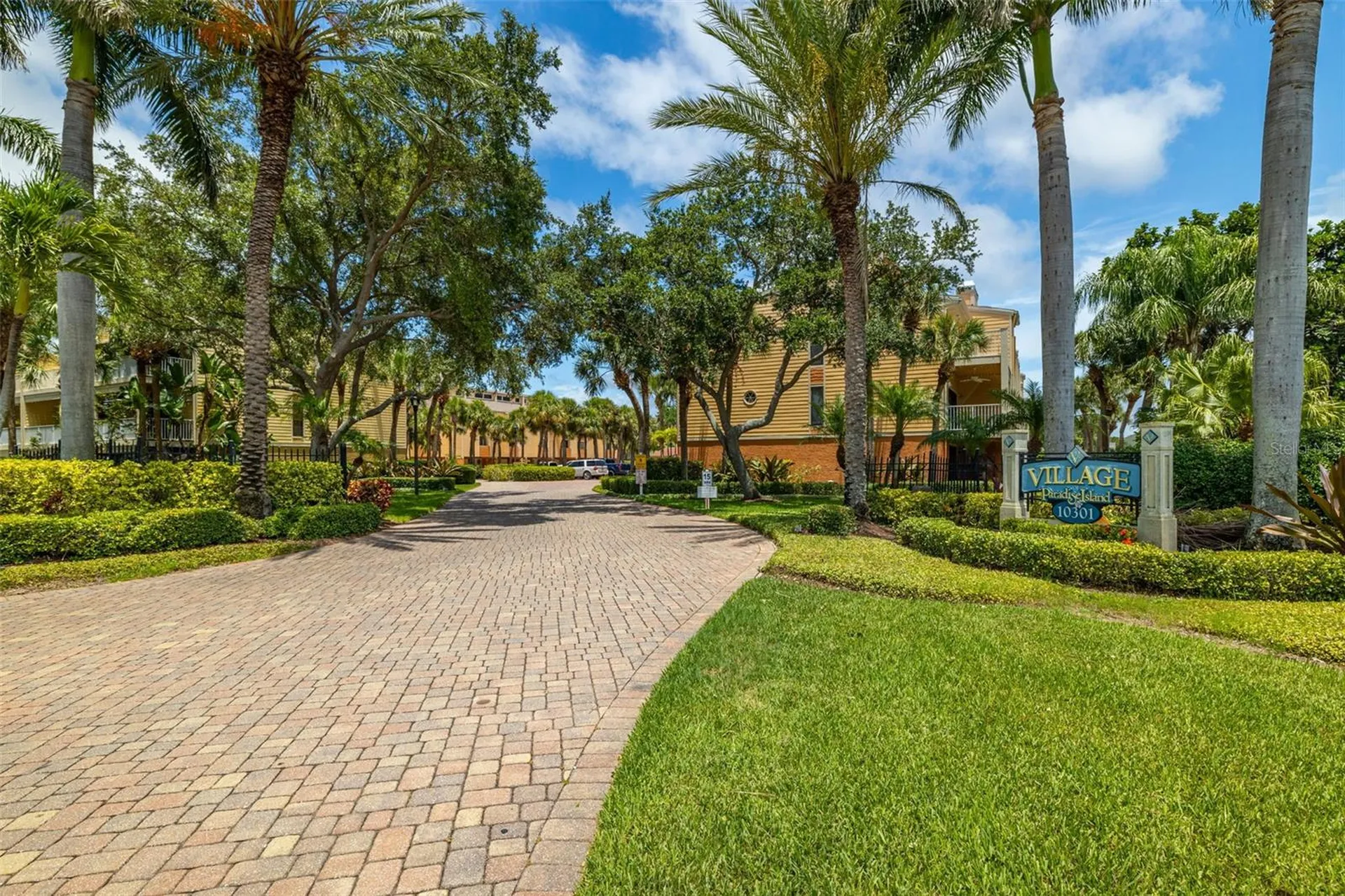 533 Sandy Hook Road Treasure Island FL 33706