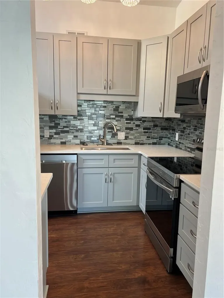 686 White Pine Tree Road Venice FL 34285