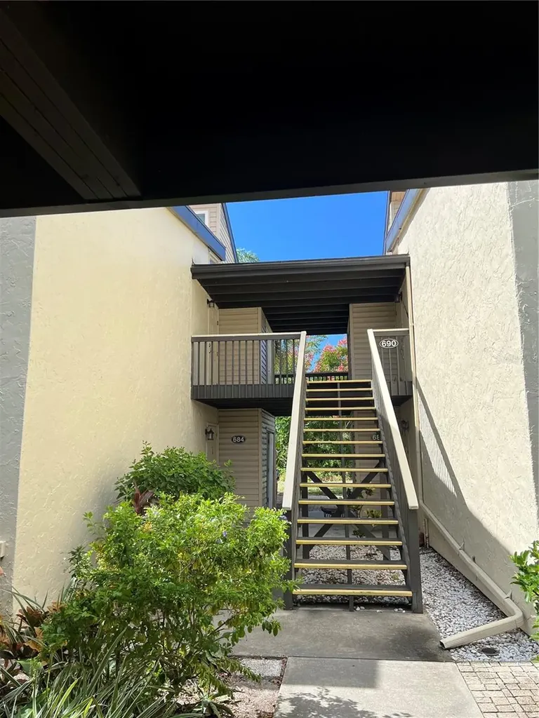 686 White Pine Tree Road Venice FL 34285