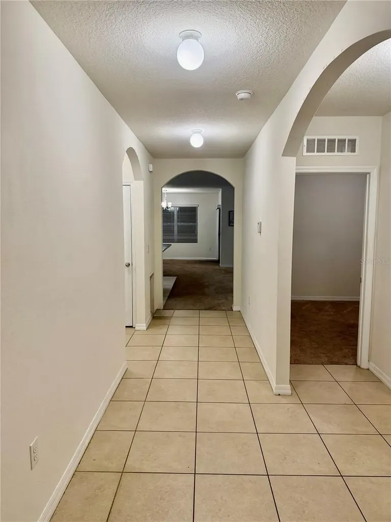 1895 Hickory Bluff Road Kissimmee FL 34744