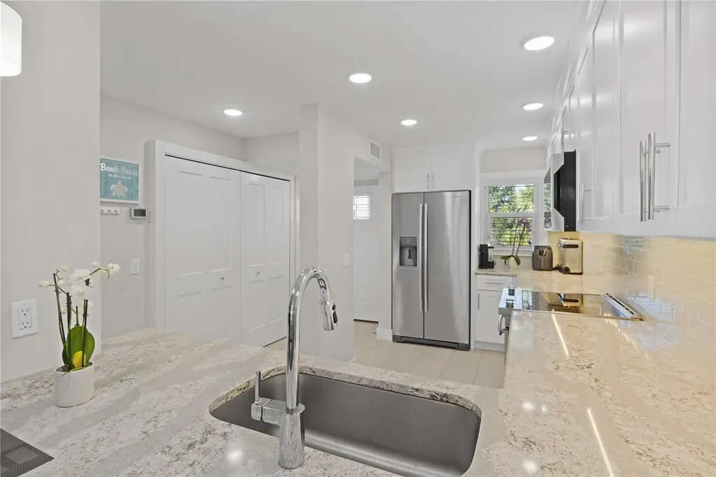 5608 Gulf Drive Holmes Beach FL 34217