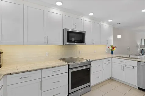 5608 Gulf Drive Holmes Beach FL 34217