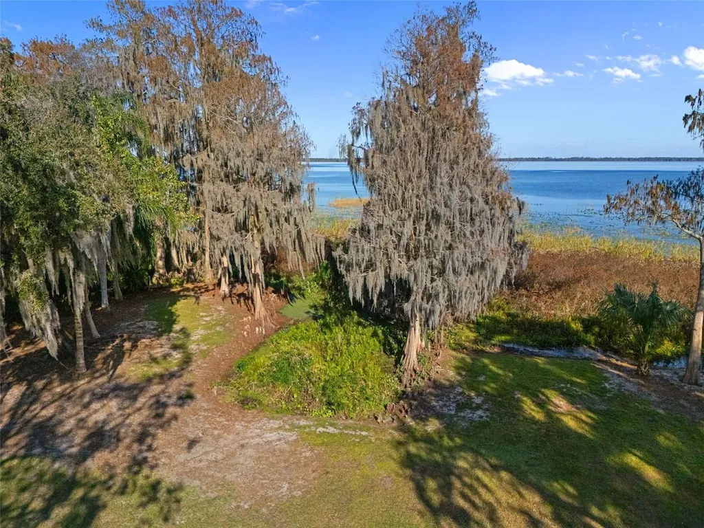 4300 Timberlane Road Lake Wales FL 33898