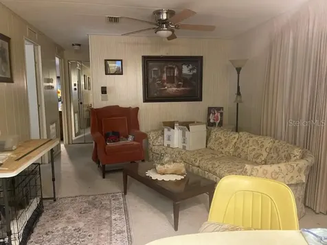 19 Bobcat Trail Wildwood FL 34785