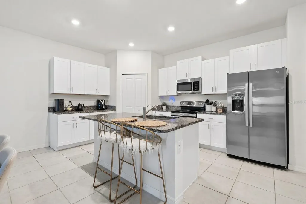 809 Tennyson Mill Circle Tampa FL 33619