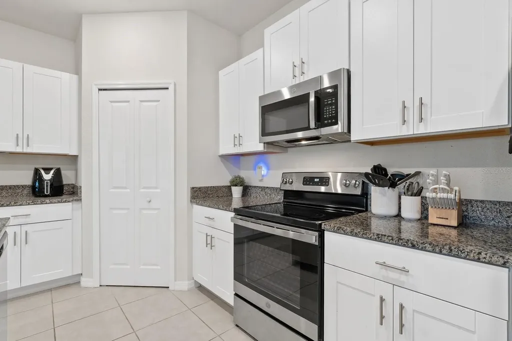 809 Tennyson Mill Circle Tampa FL 33619