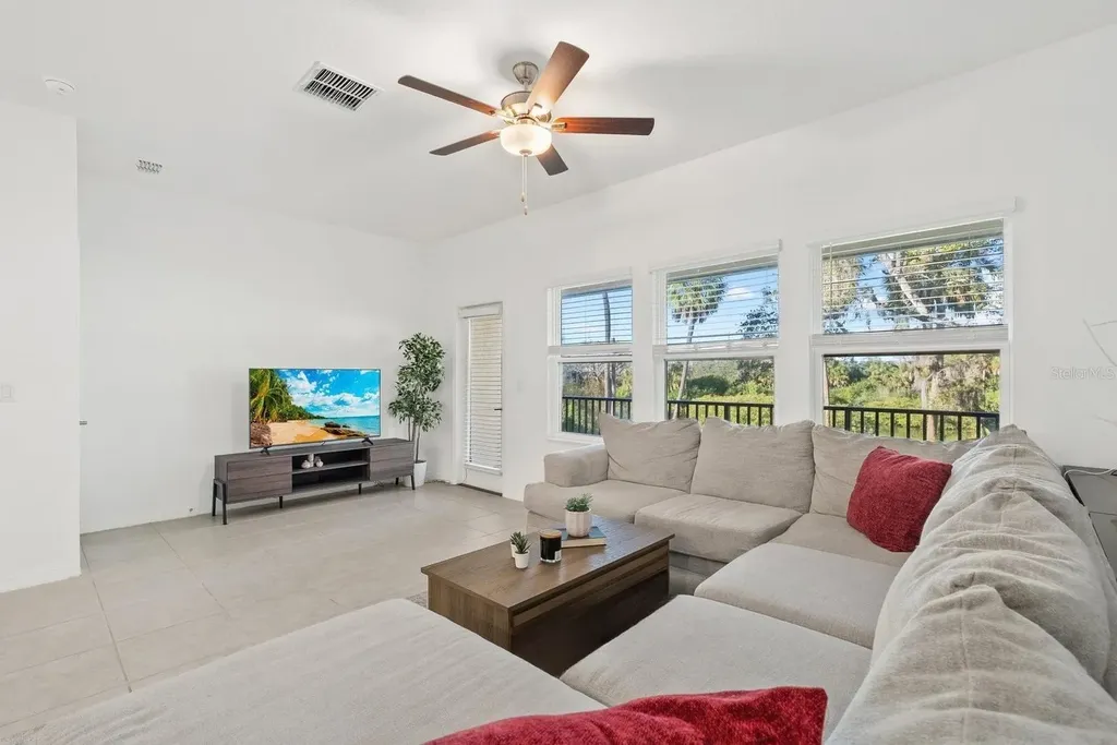809 Tennyson Mill Circle Tampa FL 33619