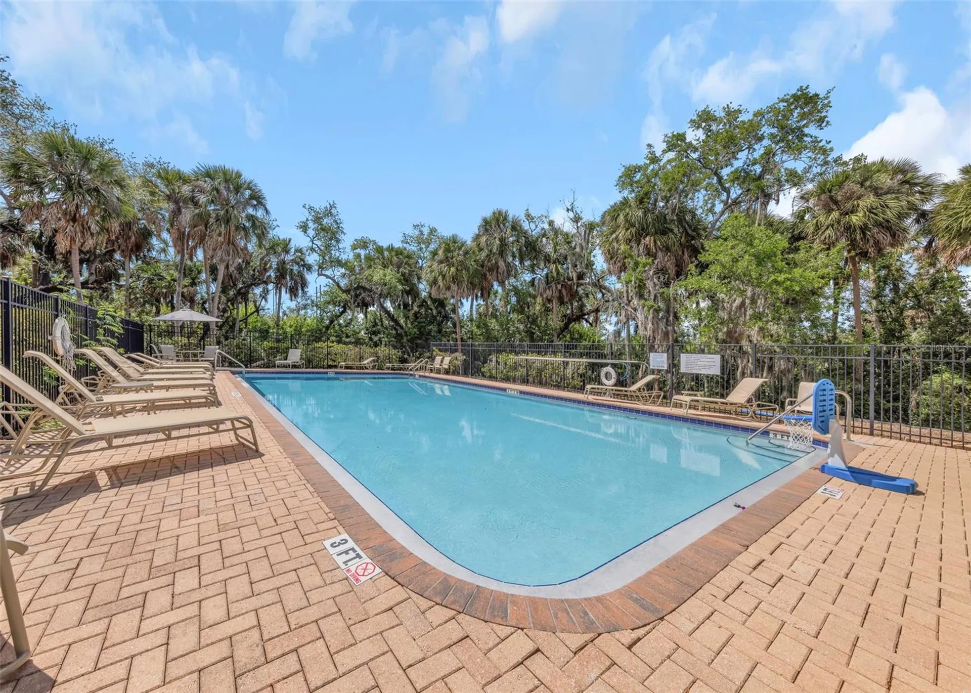 809 Tennyson Mill Circle Tampa FL 33619