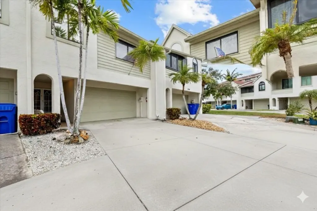 2392 Hanover Drive Dunedin FL 34698