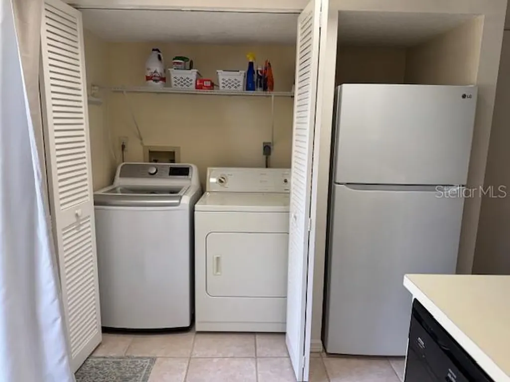 5124 Harpers Croft Sarasota FL 34235