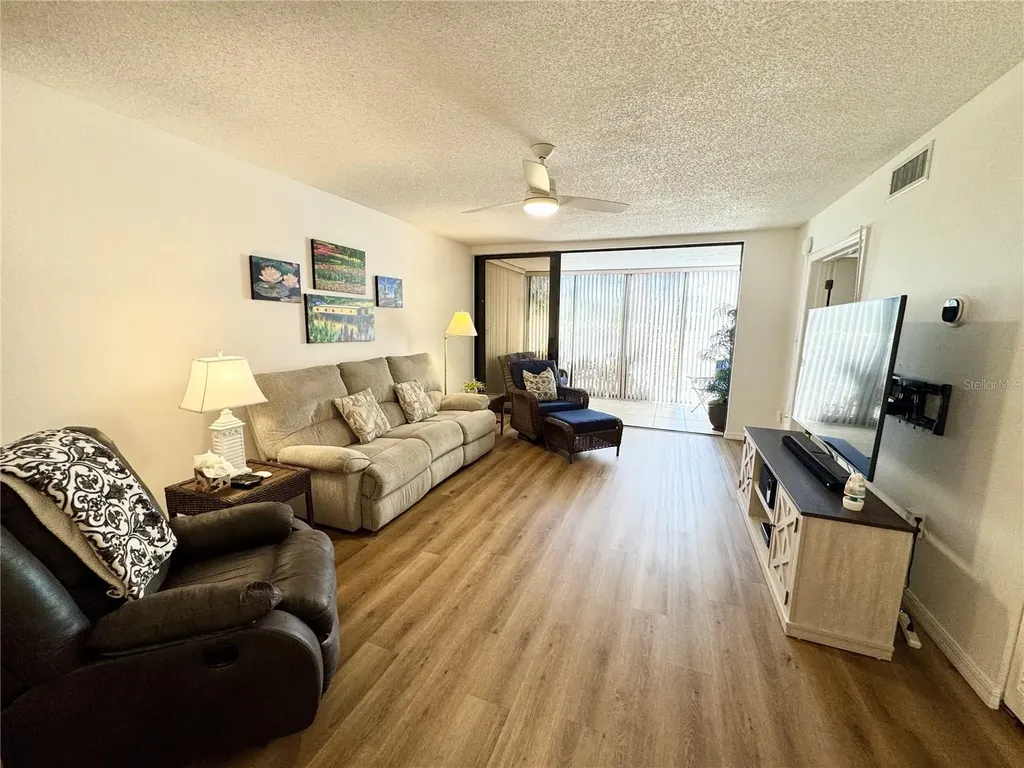 5124 Harpers Croft Sarasota FL 34235