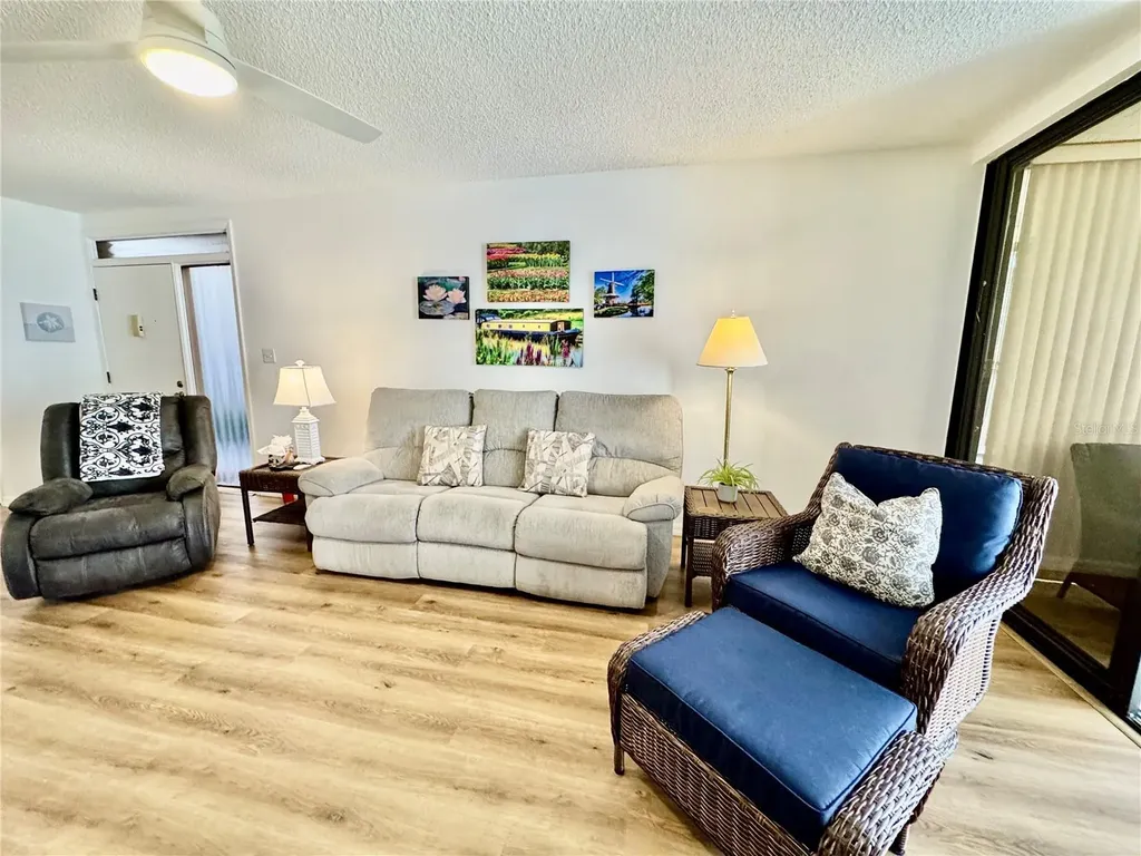5124 Harpers Croft Sarasota FL 34235