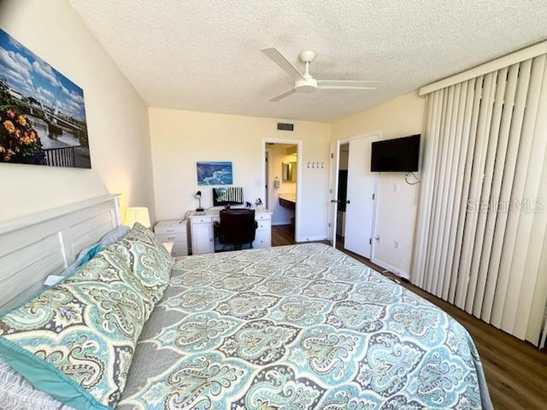 5124 Harpers Croft Sarasota FL 34235